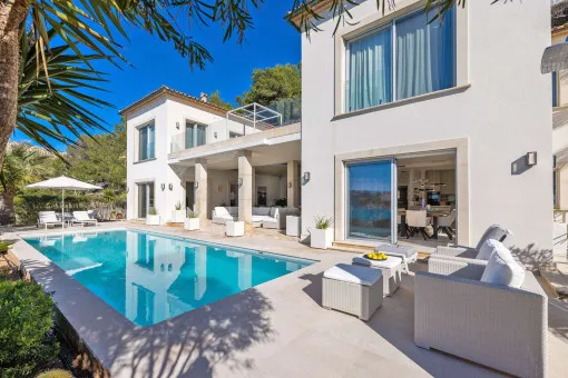 Puerto Andratx, pure sea views in Port Andratx – frontline villa with heated pool — photo 4