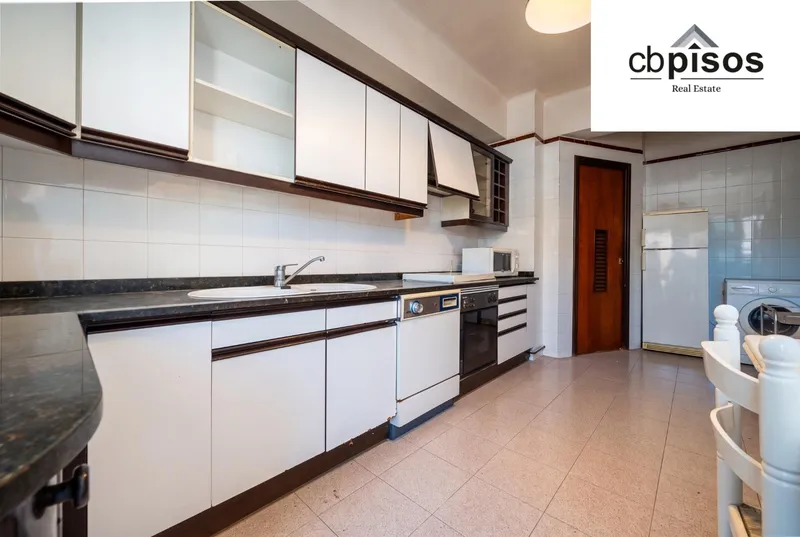 Flat - Palma de Mallorca (Bons Aires) , Built Surface 150m 2 , 4 Bedrooms, 2 Bathrooms, Lift. — photo 1