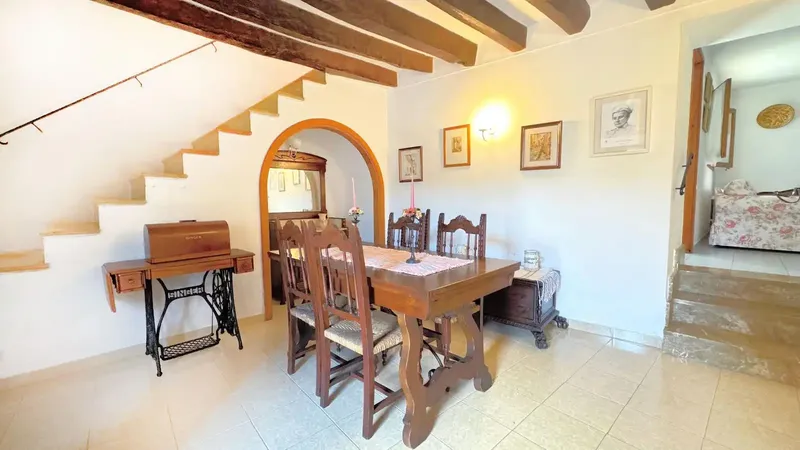 Central house for renovation in Pollensa — photo 1