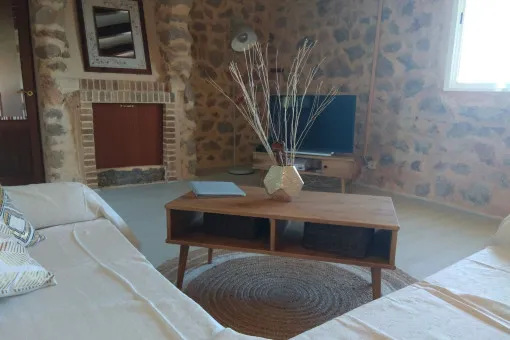 Arta, large Mallorcan country house for long term rental, outside Arta — photo 7
