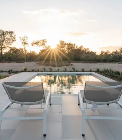 Villa with a Large Garden and Views of the Bay of Palma in Son Gual — photo 1