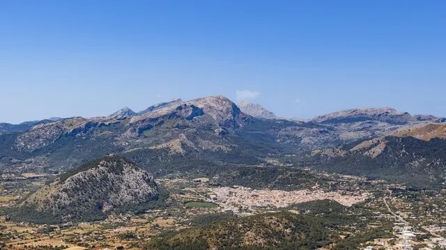 Building plot with project for a completed villa in Pollensa, Mallorca — photo 12
