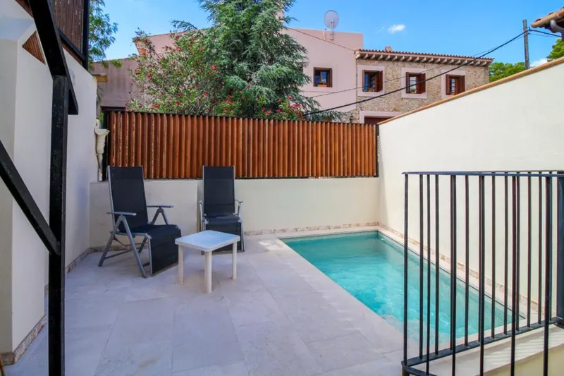 EXCLUSIVE LISTING.- Renovated stone facade town house near the famous Calvario steps — photo 5