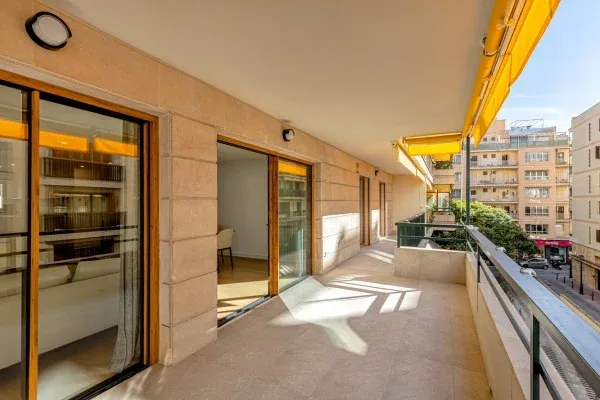 High-quality renovated city apartment in Bonaire in Palma's old town — photo 1