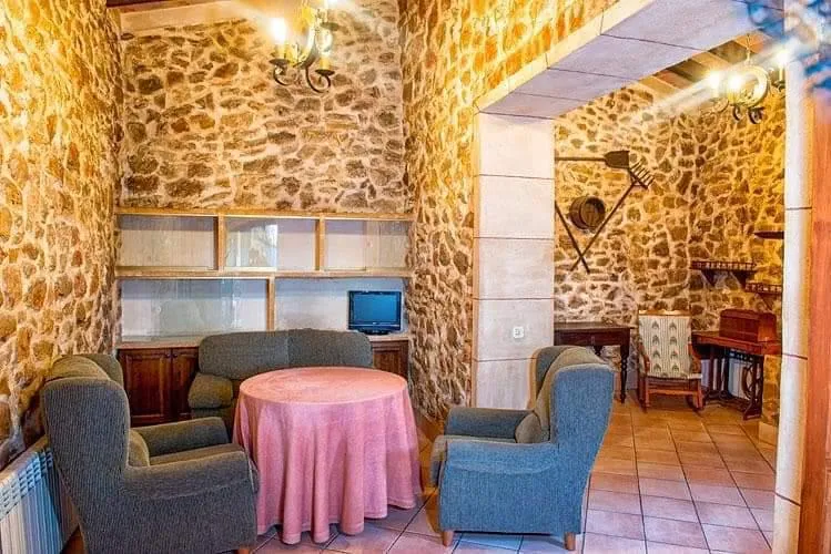 Finca with pool in Sant Llorenç des Cardassar — photo 5