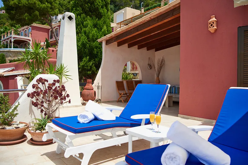 Charming apartment with wonderful sea views in Cala Llamp — photo 3