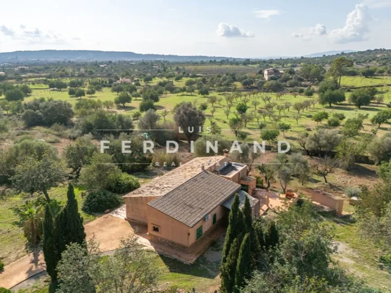 Luxury home in Santa Maria del Camí, Province of Balearic Islands — photo 1