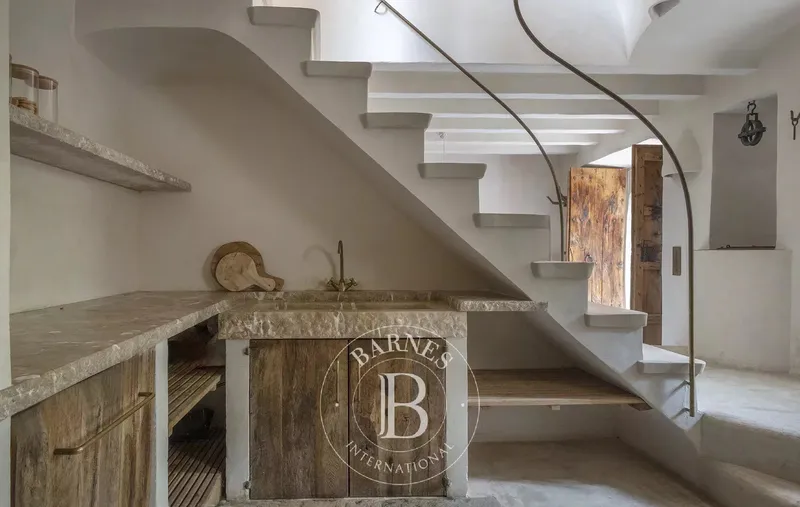 Classic Stone House with Modern Comforts in Central Deià — photo 3