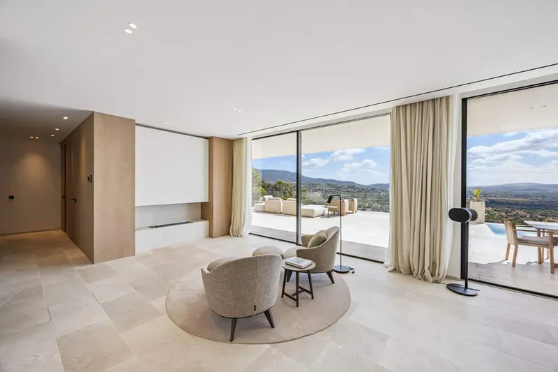 Impressive villa near Palma — photo 8