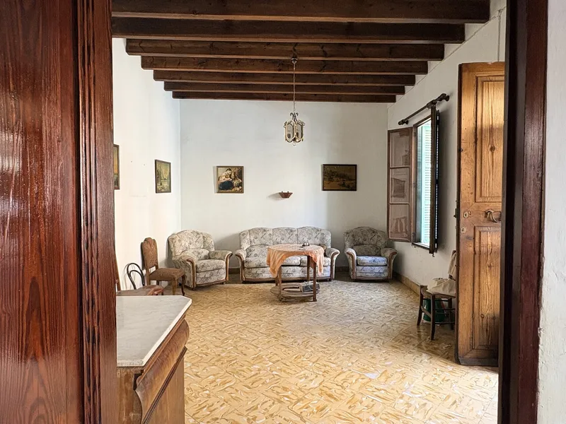 Property to renovate: make your dream of having a beautiful house in the heart of Campos come true — photo 9