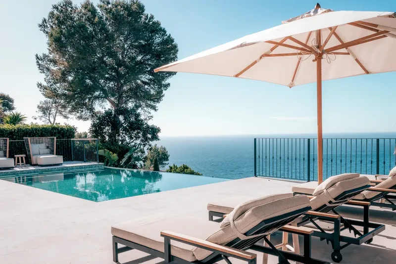 Elegant 4-Bedroom Villa in Cala Llamp with Sea Views — photo 2