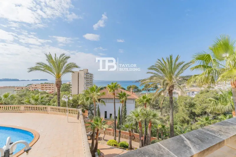 Taylor Building Real Estate presents this exclusive Mediterranean-style villa located in the prestigious area of Peguera, in Calvià, a d — photo 7