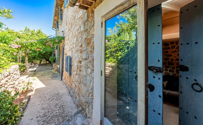 Charming Country House with Pool in Sóller — photo 11