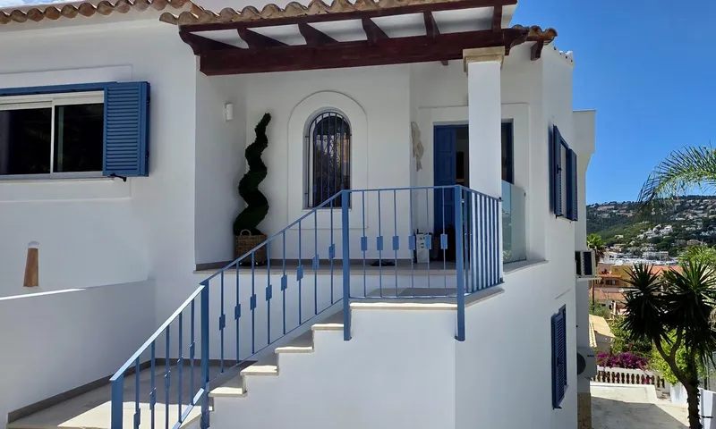 Modern villa with views over the bay of Port d'Andratx — photo 11