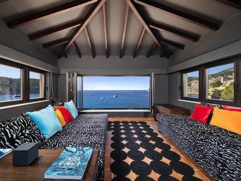 Villa with private sea access — photo 9