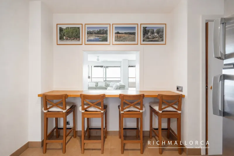 Seafront Apartment with Panoramic Sea Views, Pool and Excellent Potential in Sant Agustí — photo 9
