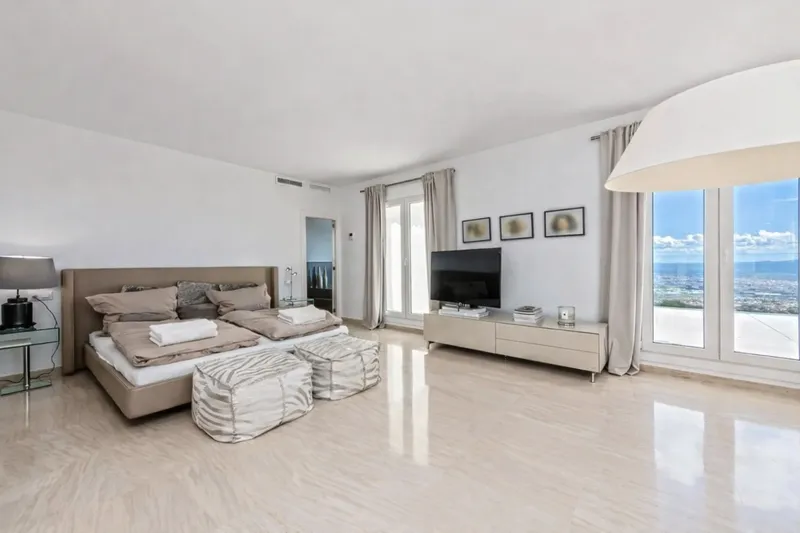 Exclusive Villa with Seaview for Sale in Son Vida — photo 4