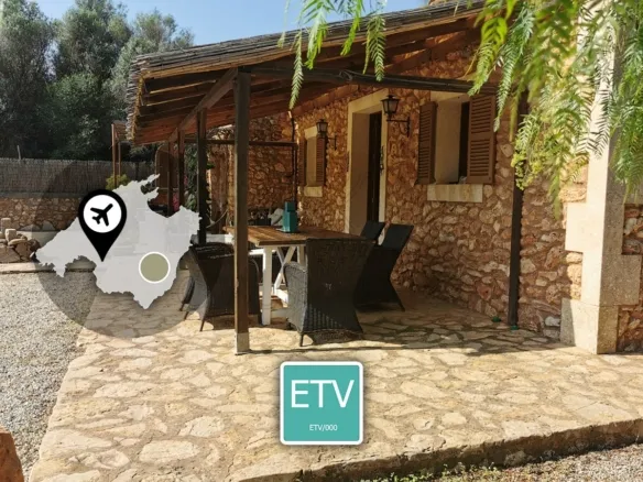 Porreres – Rural estate with holiday rental license (ETV) and vineyards — photo 1