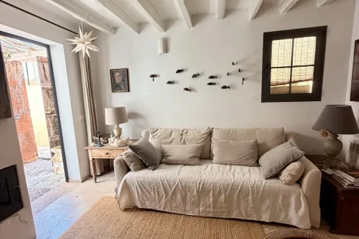 Genova, charming townhouse for rent in Génova – Mediterranean lifestyle with pool and cosy terrace — photo 8