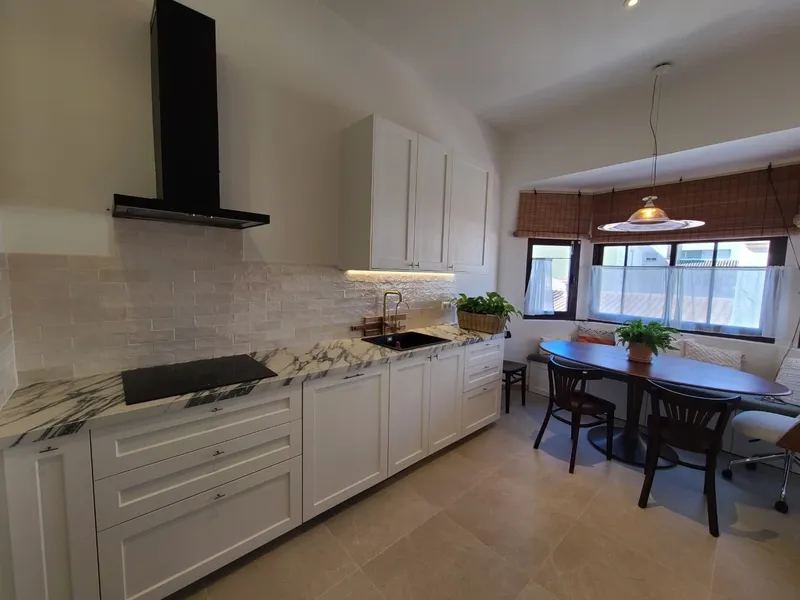 Penthouse for rent with private terrace in Gesa area — photo 6