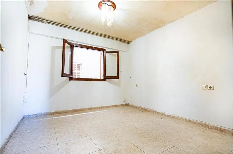 Apartment in the Nou Llevant area — photo 6