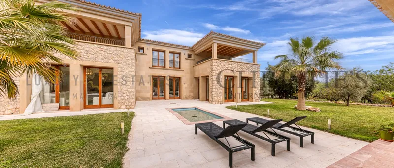 Modern country house in Alaró with large plot and pool — photo 1