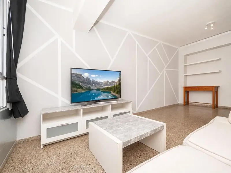 This charming apartment is located in Soledad Norte accessible by stairs from a fourth floor. — photo 1
