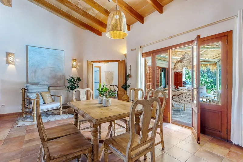 Mediterranean villa with sea views near Mondragó Nature Park — photo 6