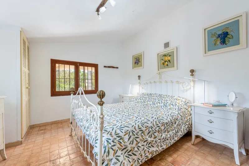 Rustic style country property for sale in Pollença with private terrace and barbecue house — photo 9