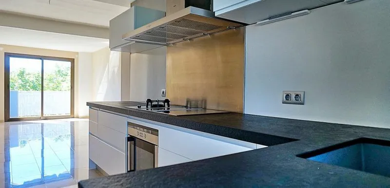 Apartment for rent with terrace in Palma de Mallorca · 115 m² — photo 9