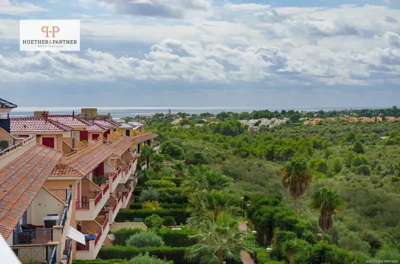 Penthouse in Cales de Mallorca: this exclusive penthouse located on the coveted east coast of Mallorca combines luxurious comfort, high-quality equipment — photo 4