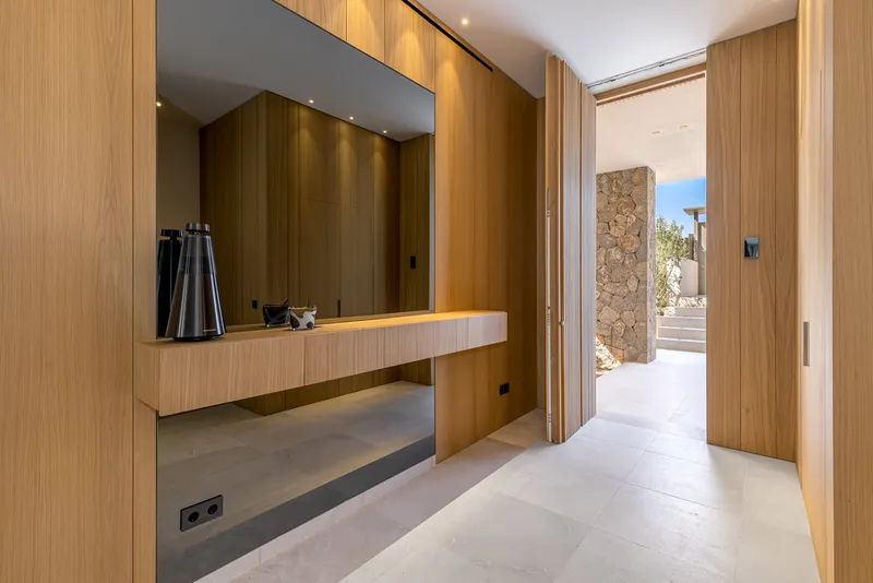 Villa in Portals Nous - Property with sea views and pool — photo 6
