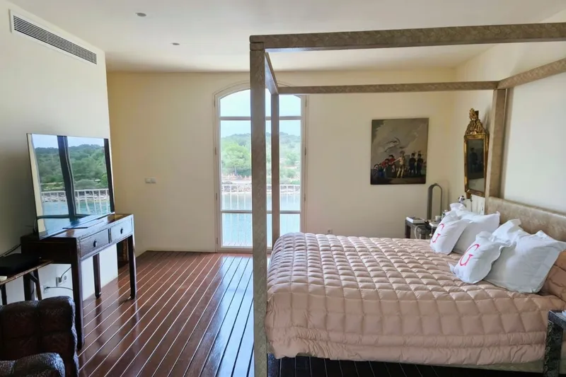 Traditional townhouse with sea views in the first line of Portocolom — photo 5