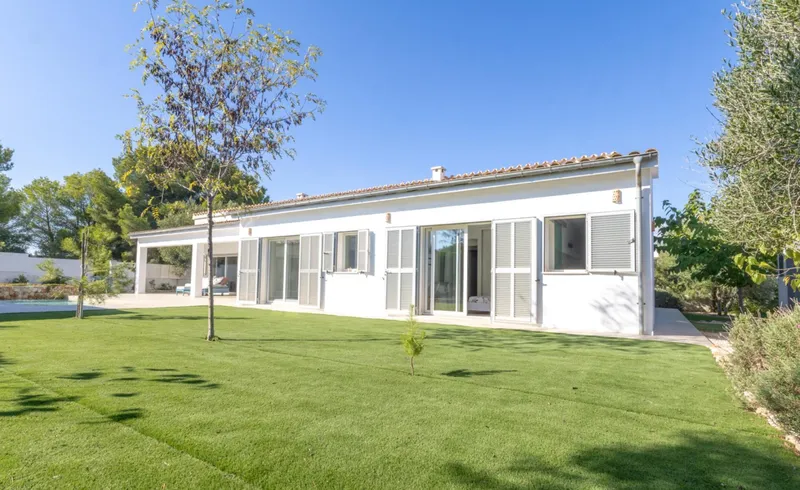 Detached Villa in Campos — photo 2