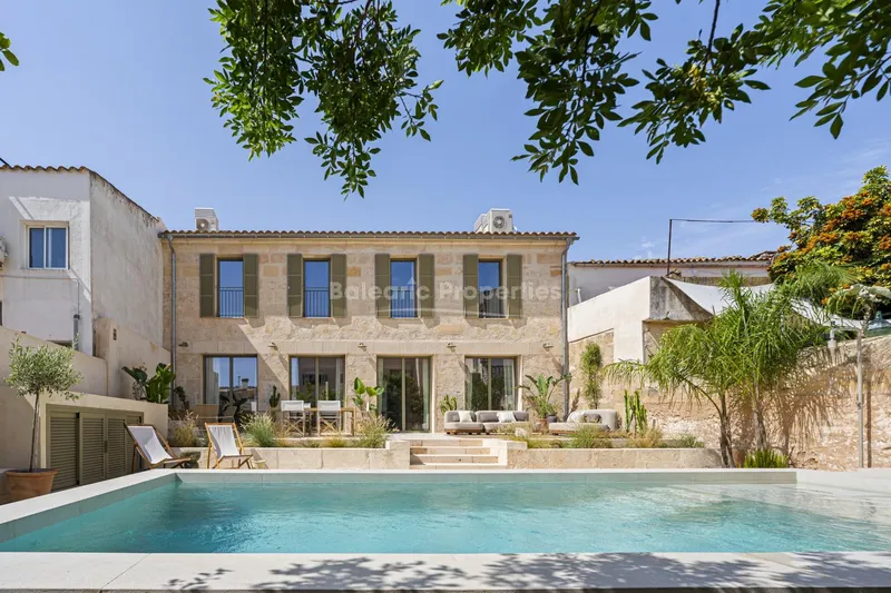 Renovated Townhouse with Pool for Sale in Ariany, Central Mallorca — photo 1