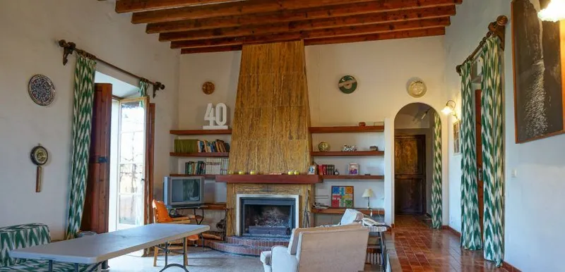Centenary estate for sale near Palma — 1,144 m², 14 ha and 6 historic buildings — photo 7