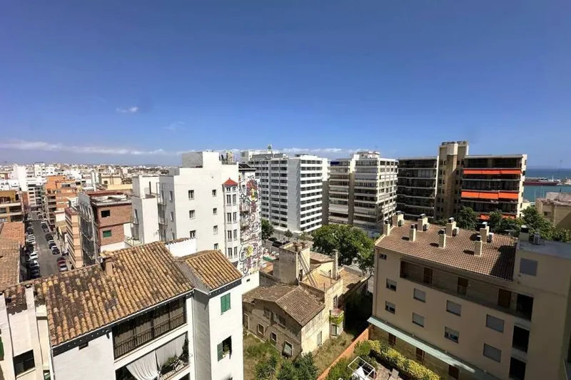 Penthouse with Exceptional Potential in a Prime Location of Palma — photo 12