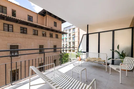 Palma de Mallorca Old Town, Exclusive living in Palma – elegant rental apartment at del Born, available between August and October 2026 — photo 2
