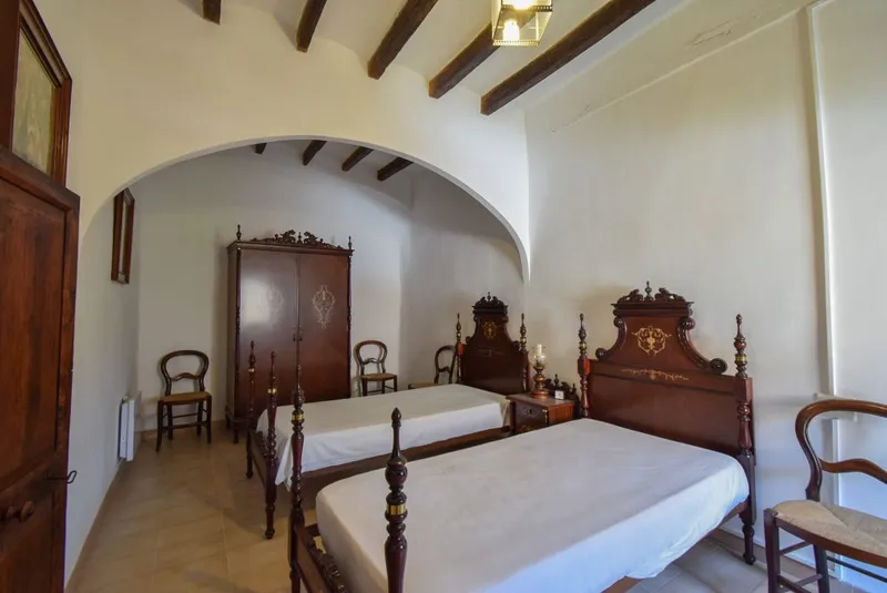 Large Town house with patio in Fornalutx — photo 6