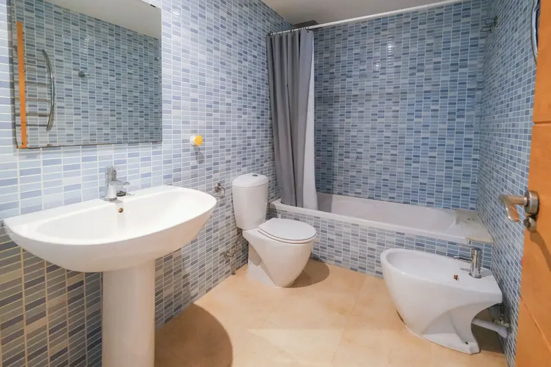 Portixol - Apartment - 7 Rooms - 95 m² - Very Good Condition - 2 Minutes from Port of Portixol — photo 12