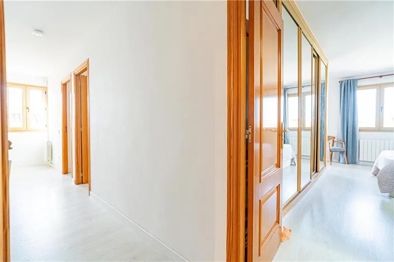 Duplex with terrace located in a well-maintained residential complex with communal swimming pools. — photo 11
