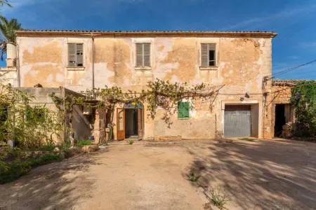 Rustic property - Campos, built surface 1300m2, plot surface 32702m2, 4 bedrooms, 2 bathrooms. — photo 2