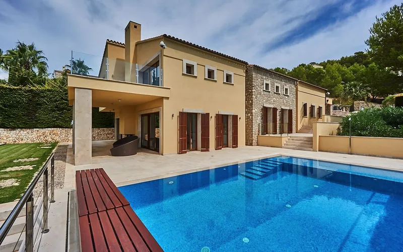 Modern south facing villa with vacation rental license, next to the golf club of Canyamel — photo 2