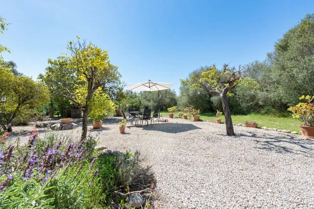 Charming country retreat with pool for sale in Búger, North Mallorca — photo 12