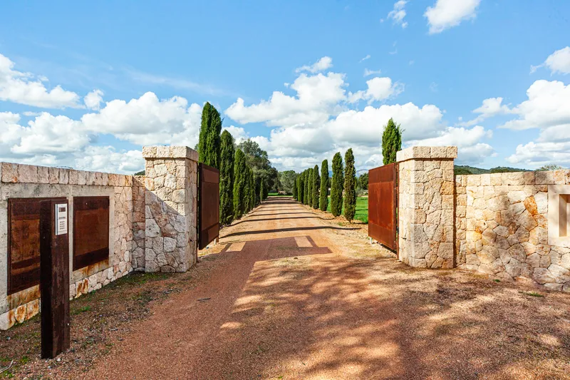 Historic finca, high-quality renovated – modernity meets Mediterranean charm — photo 2
