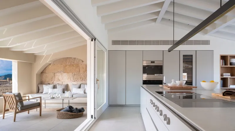 Beautifully Restored Townhouse in the Heart of Pollensa — photo 2