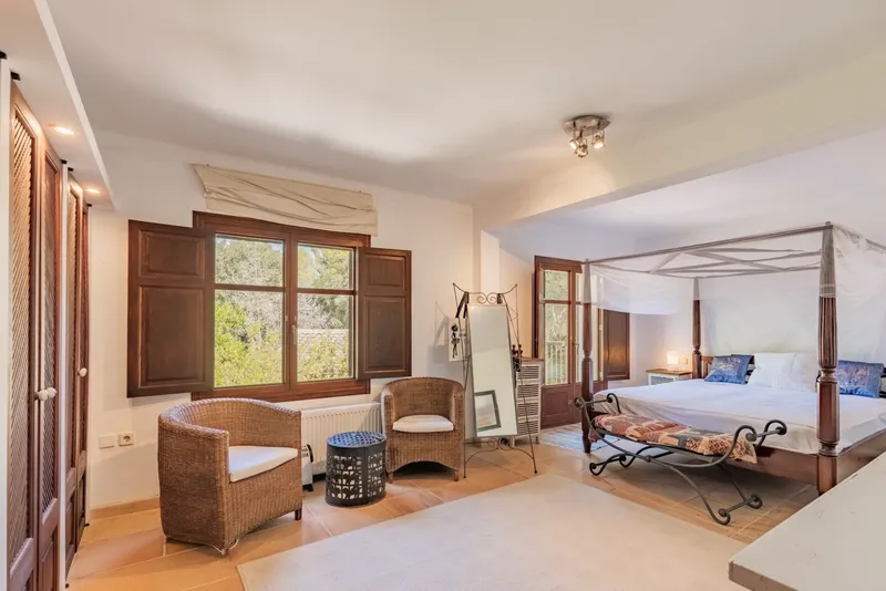 Can Revellet – Exceptional Mediterranean finca in a unique natural setting — photo 11