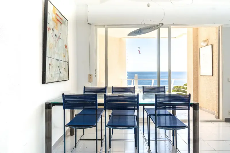 Exclusive duplex penthouse of about 150 m² with spectacular private rooftop solarium of 80 m² and open views of the Mediterranean — photo 6