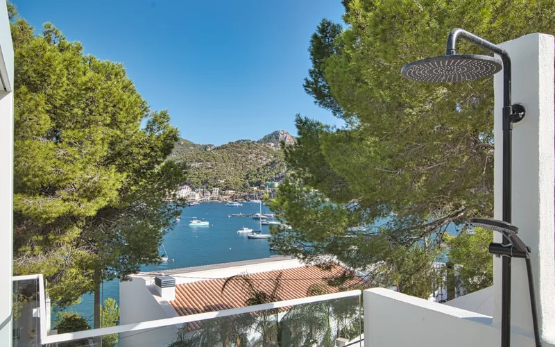 Exclusive townhouse in the second row from the beach with a harbor view in Port Andratx — photo 5
