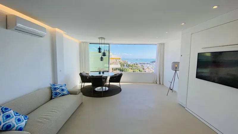 For Sale in Portals - Newly Renovated Penthouse Beach Apartment with Sea View Swimming Pool and Parking — photo 7